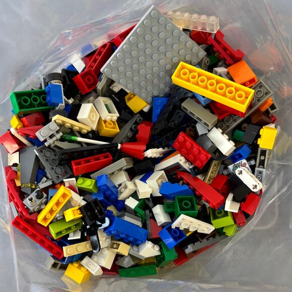 Bulk Lot of LEGO Replacement Bricks Blocks Parts 4+ Lbs. Preowned Modern - Picture 1 of 3